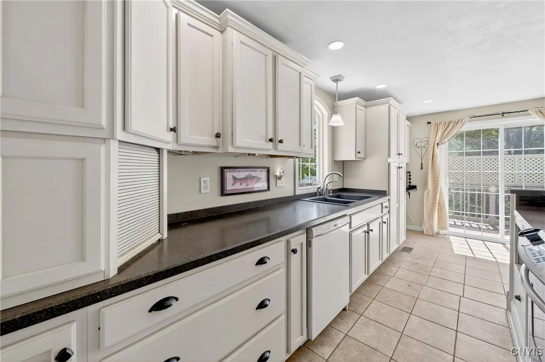 54 Ironwood Drive, Schroeppel, New York 13132, Schroeppel, New York 13132, 3 Bedrooms Bedrooms, 7 Rooms Rooms,2 BathroomsBathrooms,Residential,For Sale,54 Ironwood Drive, Schroeppel, New York 13132,0,S1633037