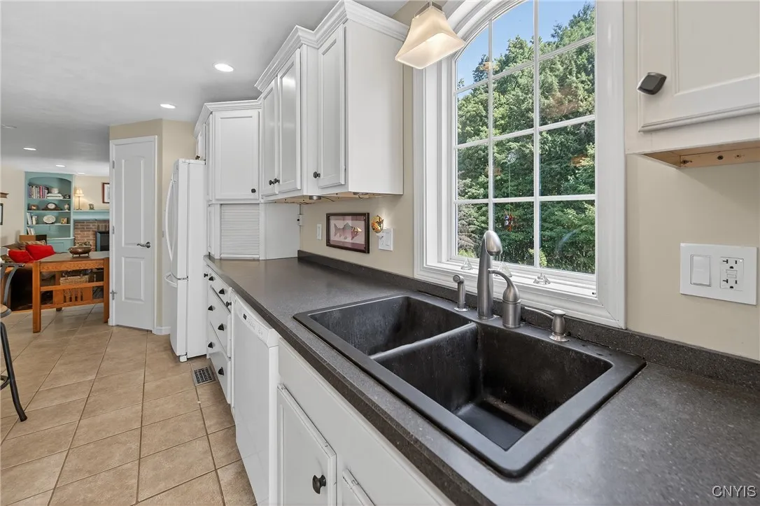 54 Ironwood Drive, Schroeppel, New York 13132, Schroeppel, New York 13132, 3 Bedrooms Bedrooms, 7 Rooms Rooms,2 BathroomsBathrooms,Residential,For Sale,54 Ironwood Drive, Schroeppel, New York 13132,0,S1633037