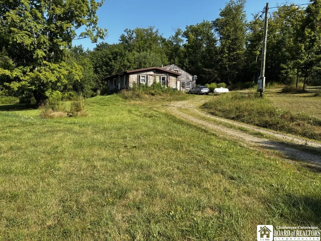 3913 Sprague Hill Road, Poland, New York 14747, Poland, New York 14747, 3 Bedrooms Bedrooms, 7 Rooms Rooms,2 BathroomsBathrooms,Residential,For Sale,3913 Sprague Hill Road, Poland, New York 14747,0,R1633515