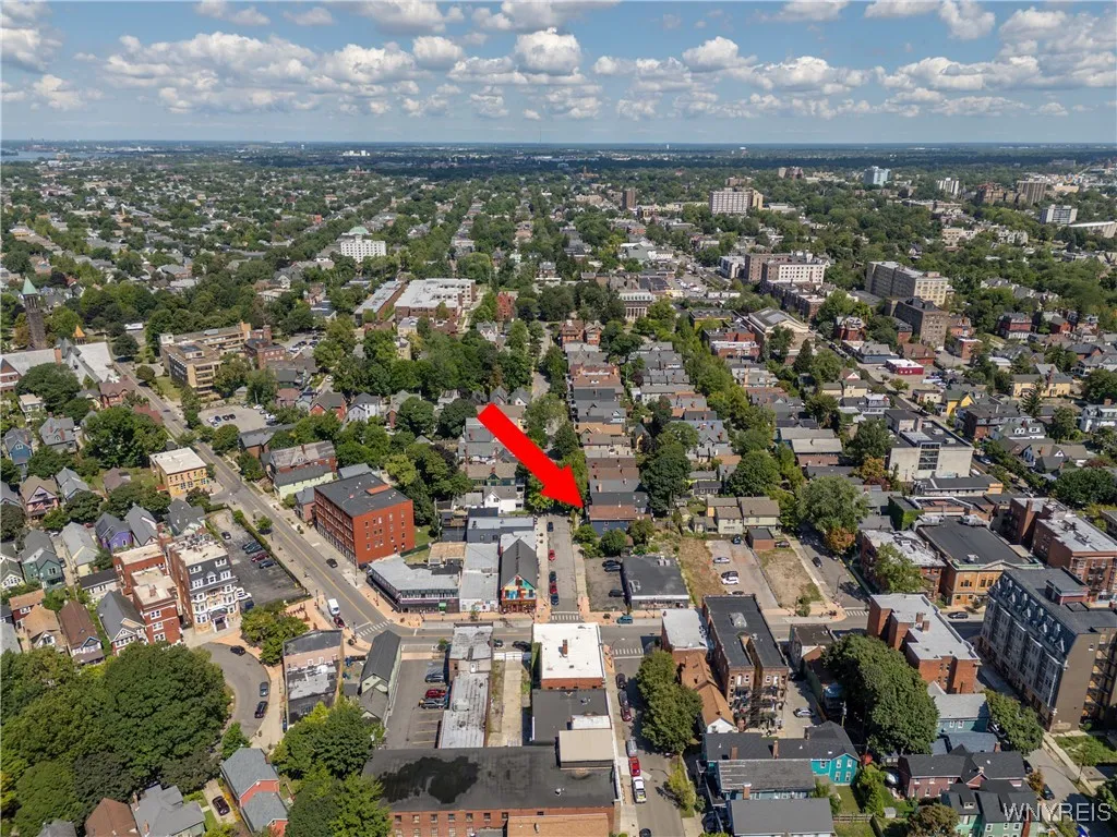 107 College Street, Buffalo, New York 14201, Buffalo, New York 14201, 3 Bedrooms Bedrooms, 12 Rooms Rooms,2 BathroomsBathrooms,Residential,For Sale,107 College Street, Buffalo, New York 14201,B1632557