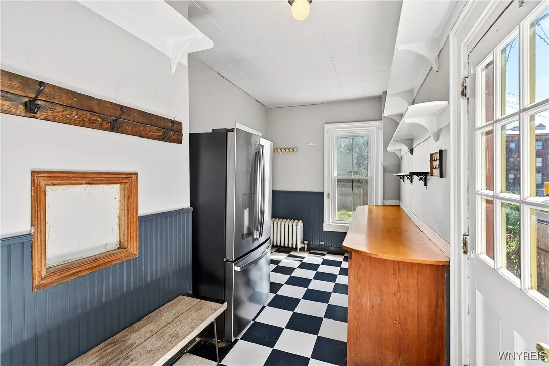 107 College Street, Buffalo, New York 14201, Buffalo, New York 14201, 3 Bedrooms Bedrooms, 12 Rooms Rooms,2 BathroomsBathrooms,Residential,For Sale,107 College Street, Buffalo, New York 14201,B1632557