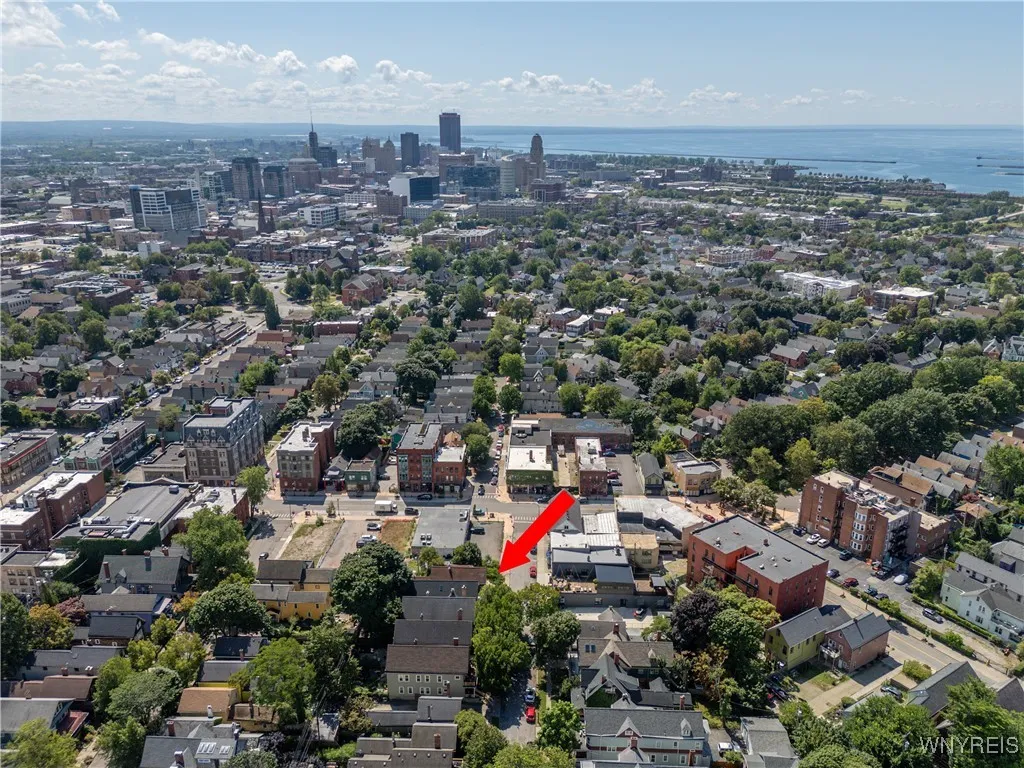 107 College Street, Buffalo, New York 14201, Buffalo, New York 14201, 3 Bedrooms Bedrooms, 12 Rooms Rooms,2 BathroomsBathrooms,Residential,For Sale,107 College Street, Buffalo, New York 14201,B1632557