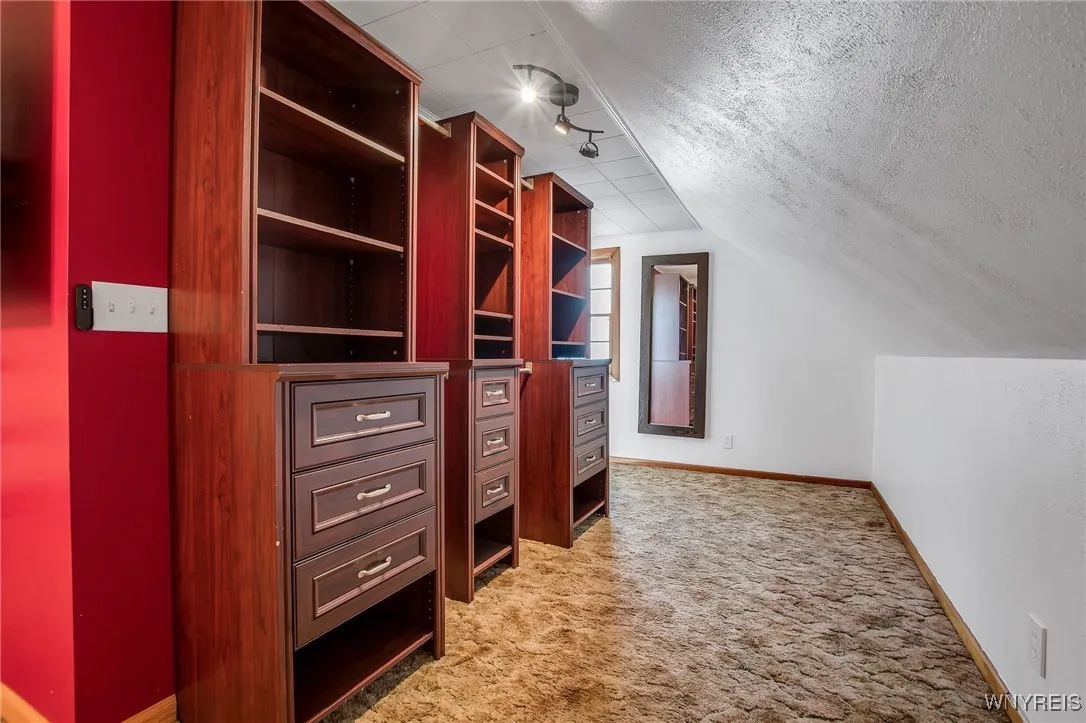 800 Tifft Street, Buffalo, New York 14220, Buffalo, New York 14220, 3 Bedrooms Bedrooms, 8 Rooms Rooms,1 BathroomBathrooms,Residential,For Sale,800 Tifft Street, Buffalo, New York 14220,B1632428