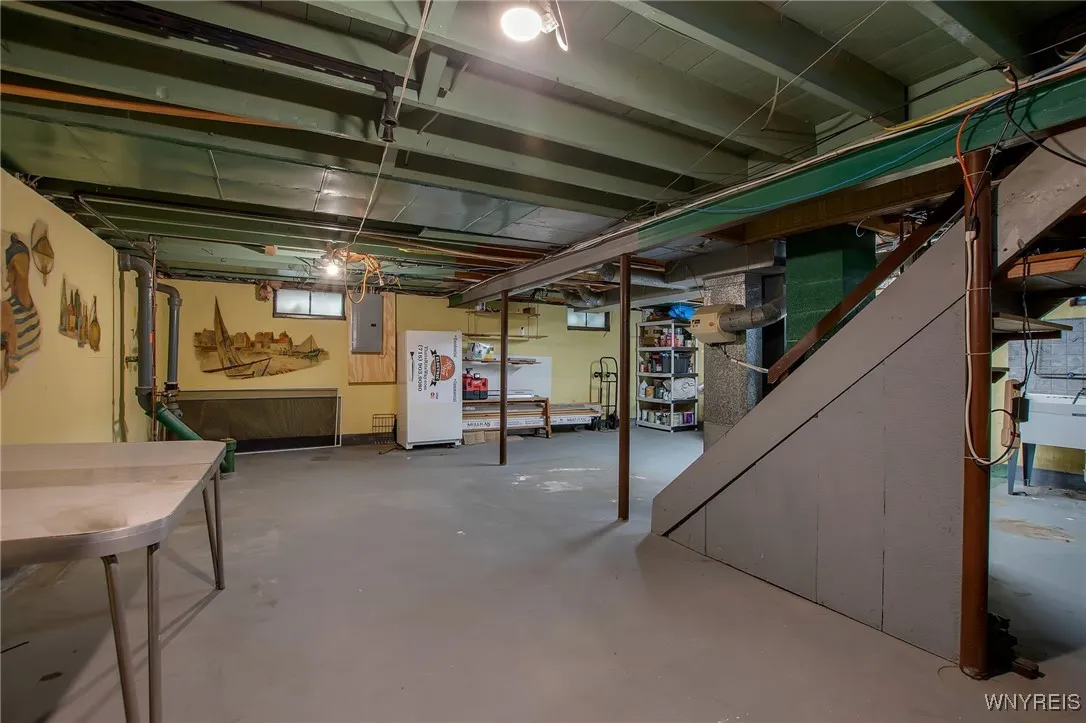 800 Tifft Street, Buffalo, New York 14220, Buffalo, New York 14220, 3 Bedrooms Bedrooms, 8 Rooms Rooms,1 BathroomBathrooms,Residential,For Sale,800 Tifft Street, Buffalo, New York 14220,B1632428