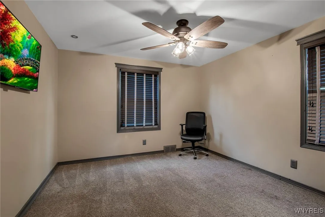 800 Tifft Street, Buffalo, New York 14220, Buffalo, New York 14220, 3 Bedrooms Bedrooms, 8 Rooms Rooms,1 BathroomBathrooms,Residential,For Sale,800 Tifft Street, Buffalo, New York 14220,B1632428