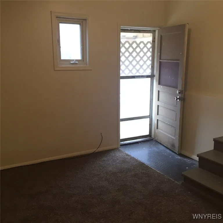 157 Hazelwood Avenue, Buffalo, New York 14215, Buffalo, New York 14215, 2 Bedrooms Bedrooms, ,2 BathroomsBathrooms,Residential,For Sale,157 Hazelwood Avenue, Buffalo, New York 14215,B1629805