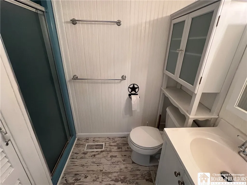 2887 Route 394, North Harmony, New York 14710, North Harmony, New York 14710, 3 Bedrooms Bedrooms, 7 Rooms Rooms,2 BathroomsBathrooms,Residential,For Sale,2887 Route 394, North Harmony, New York 14710,0,R1633387