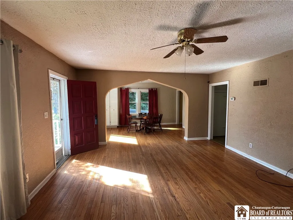 2887 Route 394, North Harmony, New York 14710, North Harmony, New York 14710, 3 Bedrooms Bedrooms, 7 Rooms Rooms,2 BathroomsBathrooms,Residential,For Sale,2887 Route 394, North Harmony, New York 14710,0,R1633387