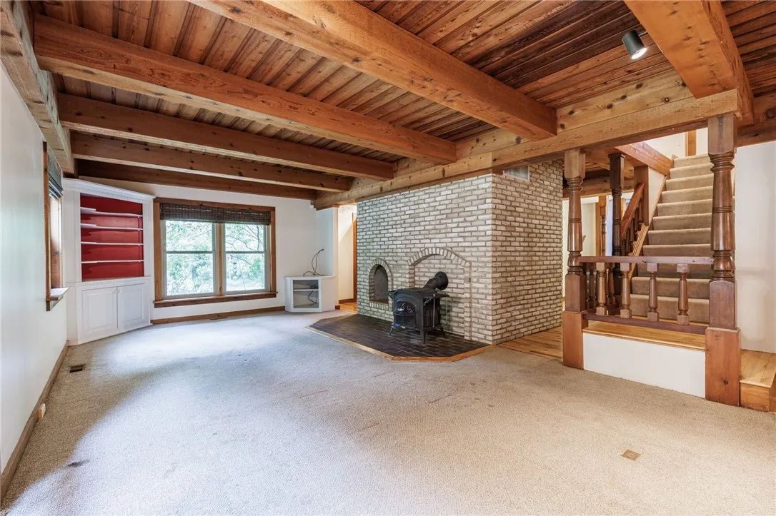 620 Holt Road, Webster, New York 14580, Webster, New York 14580, 5 Bedrooms Bedrooms, 10 Rooms Rooms,3 BathroomsBathrooms,Residential,For Sale,620 Holt Road, Webster, New York 14580,0,R1631568