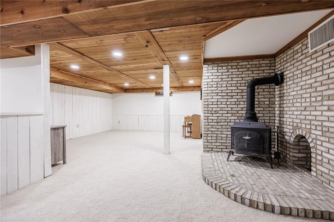 620 Holt Road, Webster, New York 14580, Webster, New York 14580, 5 Bedrooms Bedrooms, 10 Rooms Rooms,3 BathroomsBathrooms,Residential,For Sale,620 Holt Road, Webster, New York 14580,0,R1631568