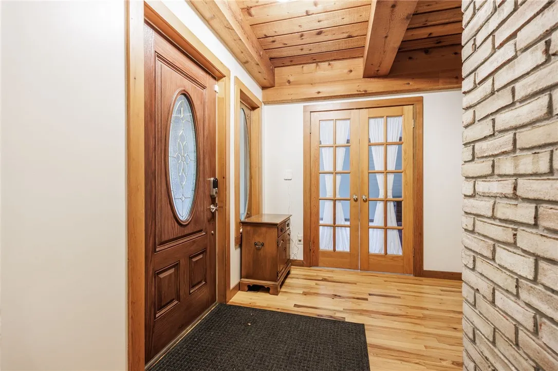 620 Holt Road, Webster, New York 14580, Webster, New York 14580, 5 Bedrooms Bedrooms, 10 Rooms Rooms,3 BathroomsBathrooms,Residential,For Sale,620 Holt Road, Webster, New York 14580,0,R1631568