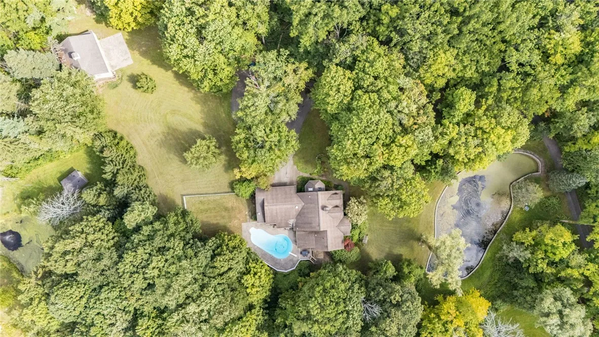 620 Holt Road, Webster, New York 14580, Webster, New York 14580, 5 Bedrooms Bedrooms, 10 Rooms Rooms,3 BathroomsBathrooms,Residential,For Sale,620 Holt Road, Webster, New York 14580,0,R1631568