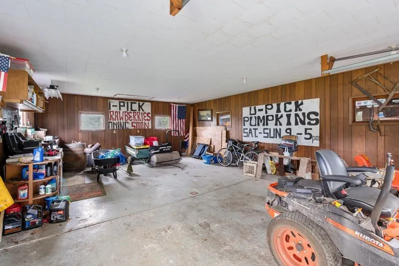 interior barn