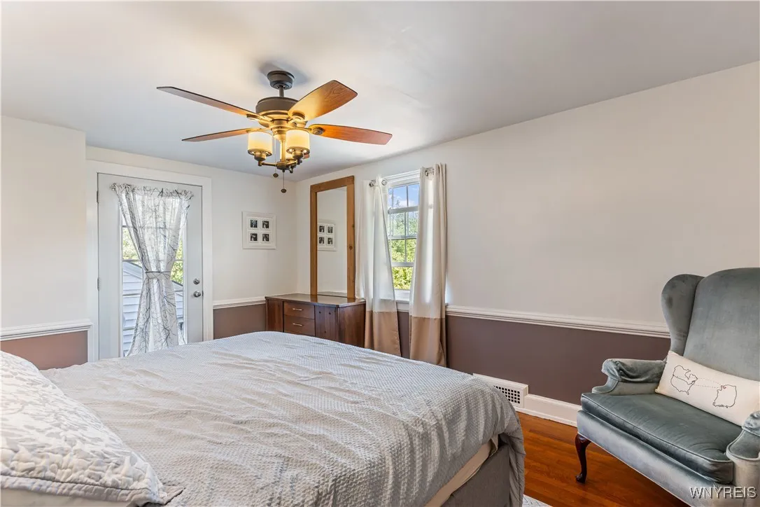 5199 Columbia Avenue, Hamburg, New York 14075, Hamburg, New York 14075, 4 Bedrooms Bedrooms, 9 Rooms Rooms,2 BathroomsBathrooms,Residential,For Sale,5199 Columbia Avenue, Hamburg, New York 14075,0,B1633329