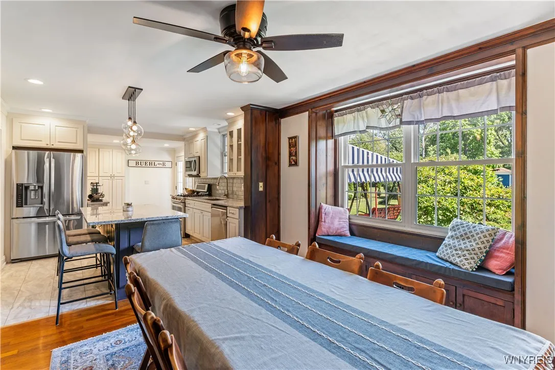 5199 Columbia Avenue, Hamburg, New York 14075, Hamburg, New York 14075, 4 Bedrooms Bedrooms, 9 Rooms Rooms,2 BathroomsBathrooms,Residential,For Sale,5199 Columbia Avenue, Hamburg, New York 14075,0,B1633329