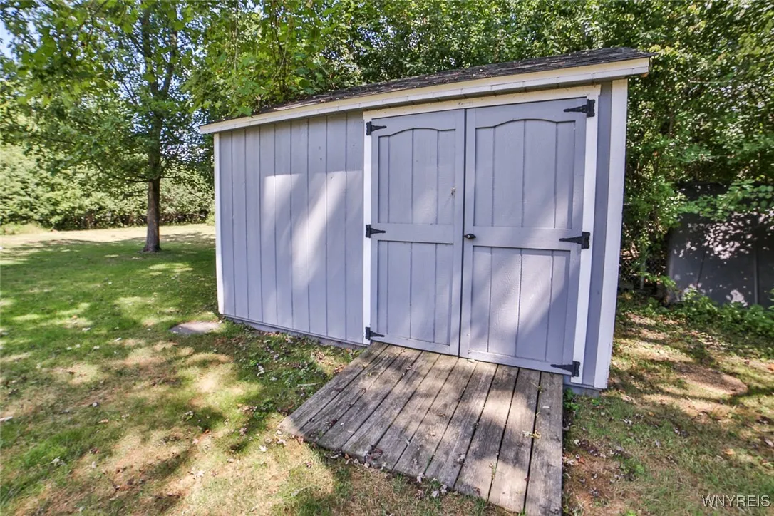 1496 Cox Road, Grand Island, New York 14072, Grand Island, New York 14072, 2 Bedrooms Bedrooms, 5 Rooms Rooms,1 BathroomBathrooms,Residential,Closed,1496 Cox Road, Grand Island, New York 14072,0,B1631991