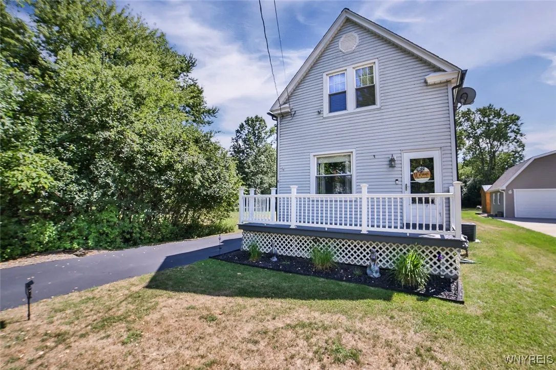 1496 Cox Road, Grand Island, New York 14072, Grand Island, New York 14072, 2 Bedrooms Bedrooms, 5 Rooms Rooms,1 BathroomBathrooms,Residential,Closed,1496 Cox Road, Grand Island, New York 14072,0,B1631991