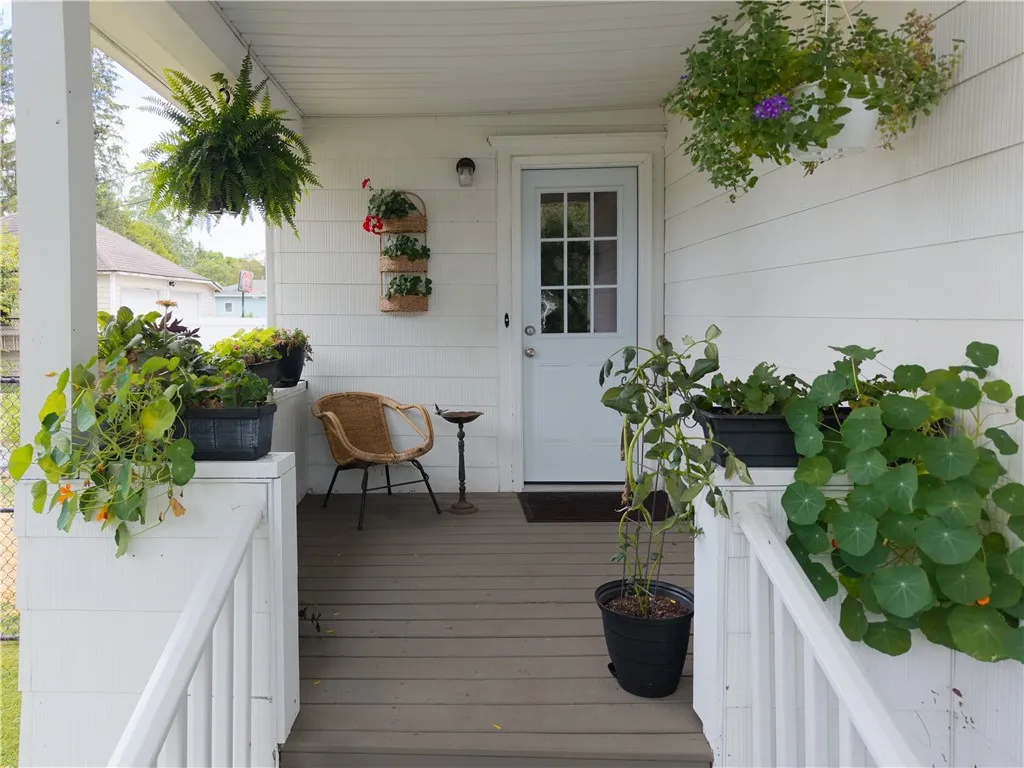 300 East Naples Street, Wayland, New York 14572, Wayland, New York 14572, 4 Bedrooms Bedrooms, 6 Rooms Rooms,1 BathroomBathrooms,Residential,Closed,300 East Naples Street, Wayland, New York 14572,0,R1633475