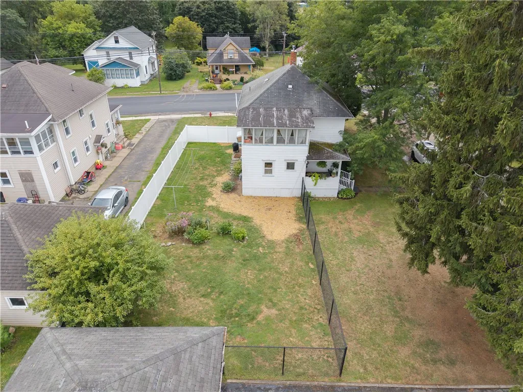 300 East Naples Street, Wayland, New York 14572, Wayland, New York 14572, 4 Bedrooms Bedrooms, 6 Rooms Rooms,1 BathroomBathrooms,Residential,Closed,300 East Naples Street, Wayland, New York 14572,0,R1633475