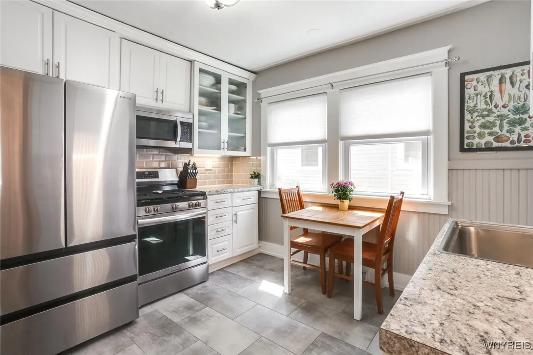 128 Evans Street, Amherst, New York 14221, Amherst, New York 14221, 3 Bedrooms Bedrooms, 5 Rooms Rooms,1 BathroomBathrooms,Residential,For Sale,128 Evans Street, Amherst, New York 14221,B1633204