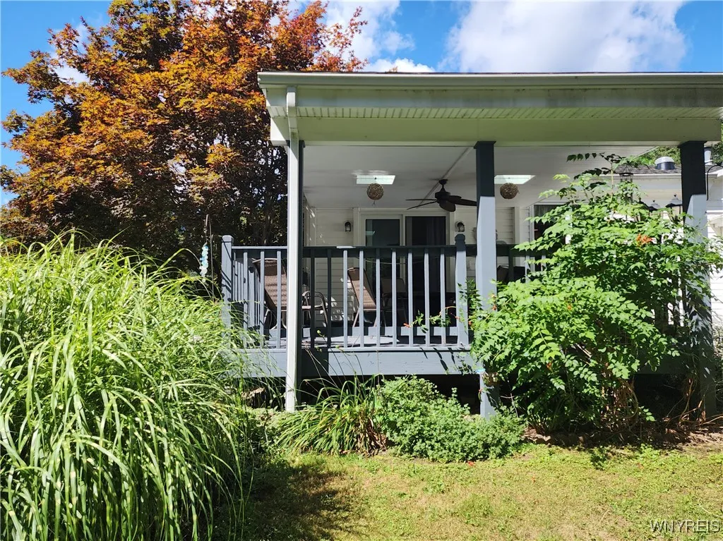 141 Valley View Drive, Elma, New York 14059, Elma, New York 14059, 3 Bedrooms Bedrooms, 9 Rooms Rooms,2 BathroomsBathrooms,Residential,Closed,141 Valley View Drive, Elma, New York 14059,0,B1633122