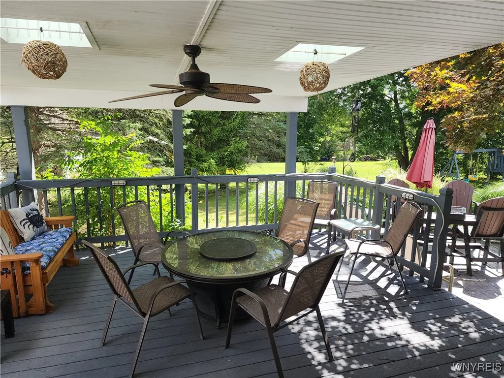 141 Valley View Drive, Elma, New York 14059, Elma, New York 14059, 3 Bedrooms Bedrooms, 9 Rooms Rooms,2 BathroomsBathrooms,Residential,Closed,141 Valley View Drive, Elma, New York 14059,0,B1633122