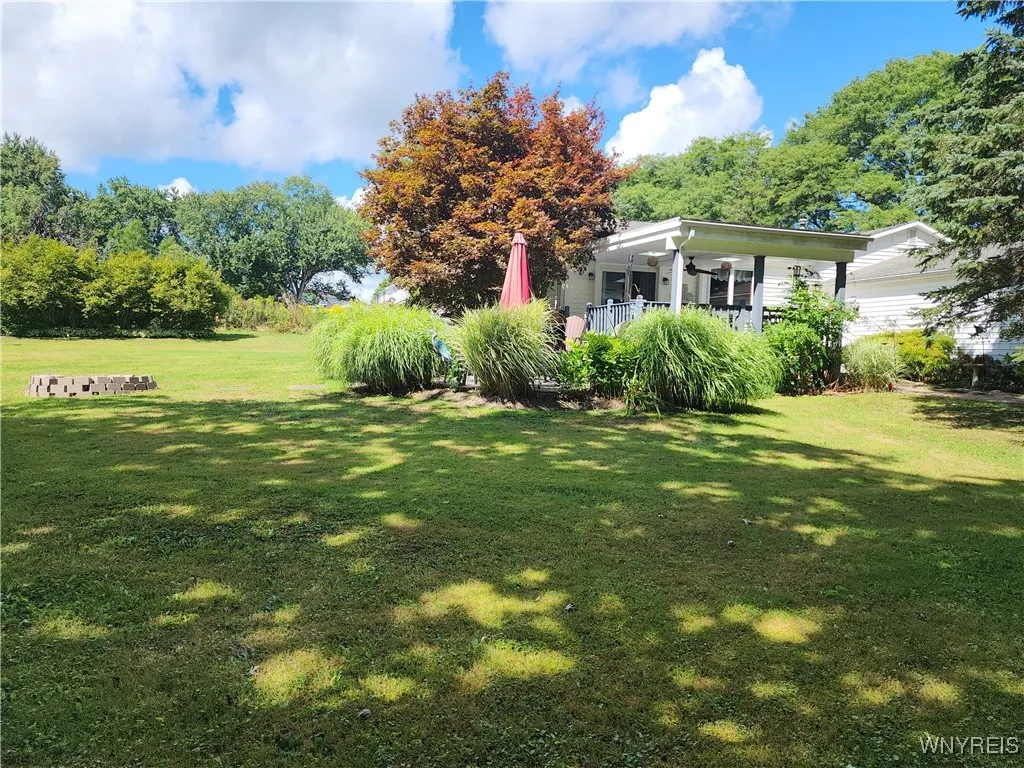 141 Valley View Drive, Elma, New York 14059, Elma, New York 14059, 3 Bedrooms Bedrooms, 9 Rooms Rooms,2 BathroomsBathrooms,Residential,Closed,141 Valley View Drive, Elma, New York 14059,0,B1633122