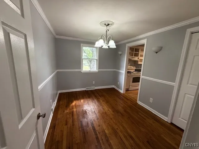 310 Midwood Drive, Salina, New York 13088, Salina, New York 13088, 3 Bedrooms Bedrooms, 8 Rooms Rooms,2 BathroomsBathrooms,Residential,For Sale,310 Midwood Drive, Salina, New York 13088,0,S1633413
