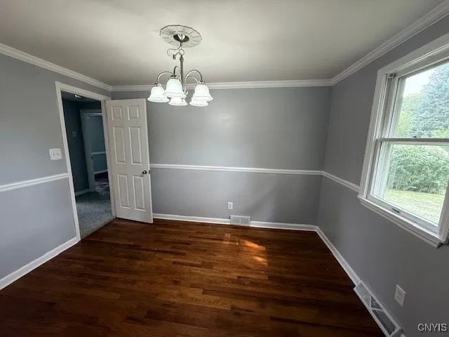 310 Midwood Drive, Salina, New York 13088, Salina, New York 13088, 3 Bedrooms Bedrooms, 8 Rooms Rooms,2 BathroomsBathrooms,Residential,For Sale,310 Midwood Drive, Salina, New York 13088,0,S1633413