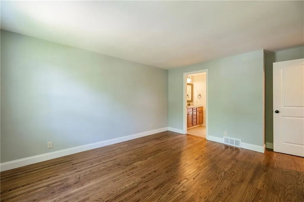 104 Tumbleweed Drive, Henrietta, New York 14534, Henrietta, New York 14534, 5 Bedrooms Bedrooms, 9 Rooms Rooms,2 BathroomsBathrooms,Residential Lease,For Rent,104 Tumbleweed Drive, Henrietta, New York 14534,0,R1633191