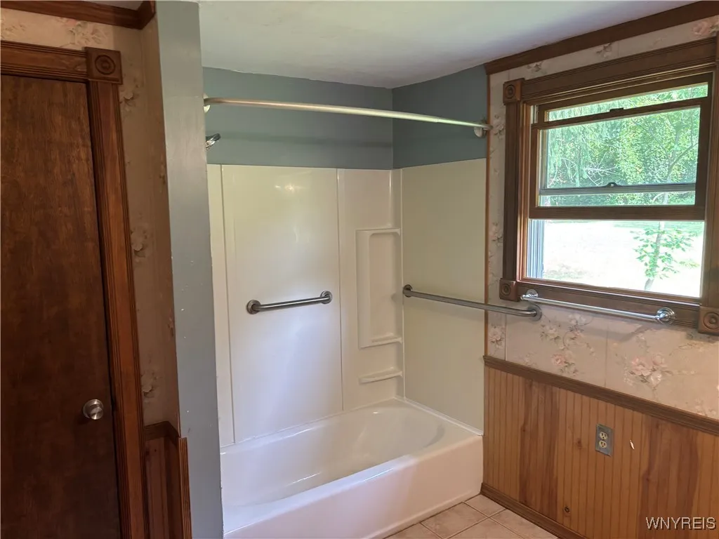 1343 Casey Road, Alabama, New York 14013, Alabama, New York 14013, 4 Bedrooms Bedrooms, 8 Rooms Rooms,1 BathroomBathrooms,Residential,For Sale,1343 Casey Road, Alabama, New York 14013,0,B1633460