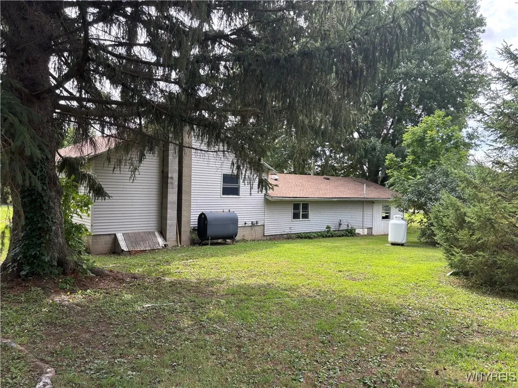 1343 Casey Road, Alabama, New York 14013, Alabama, New York 14013, 4 Bedrooms Bedrooms, 8 Rooms Rooms,1 BathroomBathrooms,Residential,For Sale,1343 Casey Road, Alabama, New York 14013,0,B1633460