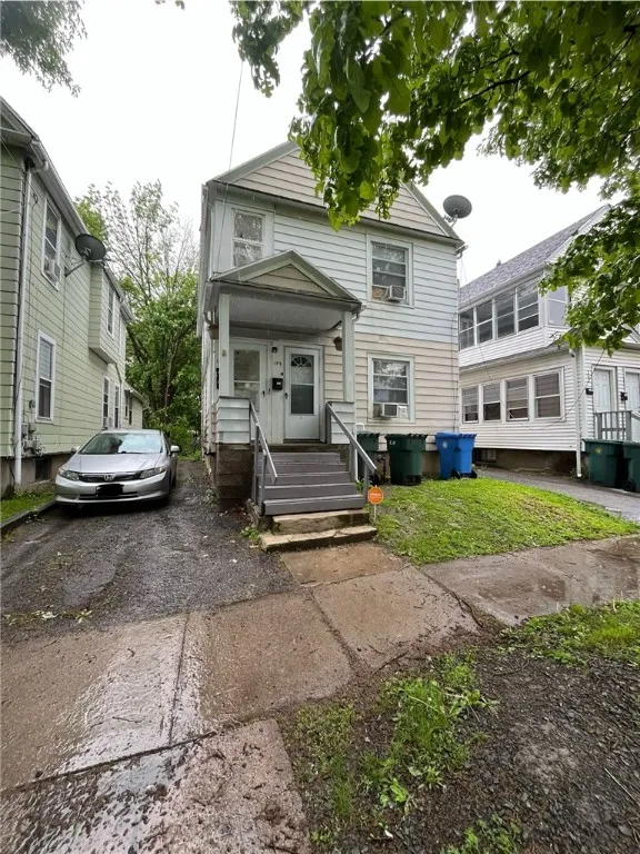 157-159 Michigan Street, Rochester, New York 14606, Rochester, New York 14606, 4 Bedrooms Bedrooms, ,2 BathroomsBathrooms,Residential,For Sale,157-159 Michigan Street, Rochester, New York 14606,0,R1633214