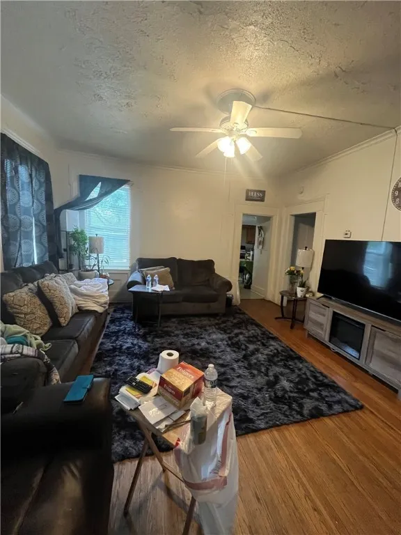 204 Fairgate Street, Rochester, New York 14606, Rochester, New York 14606, 5 Bedrooms Bedrooms, ,3 BathroomsBathrooms,Residential,For Sale,204 Fairgate Street, Rochester, New York 14606,0,R1633190