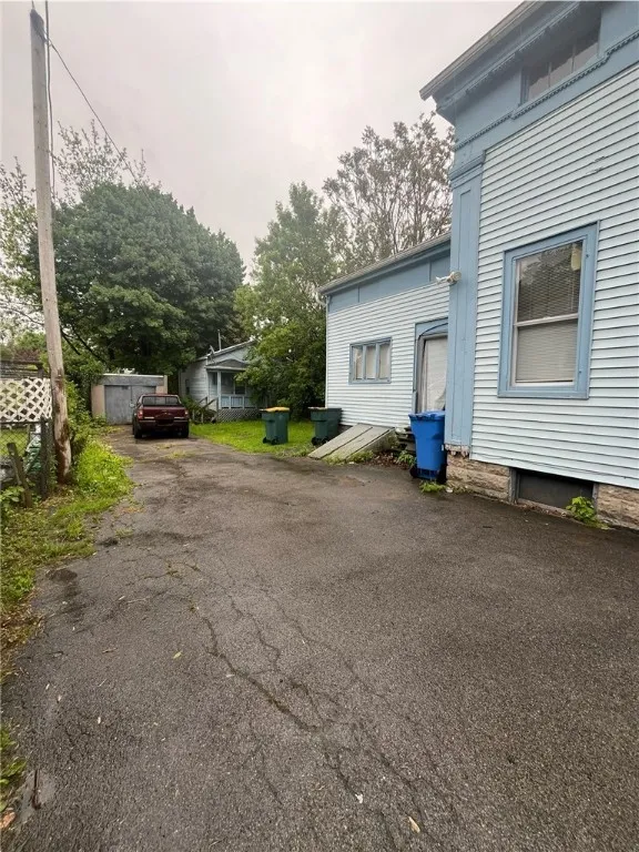 204 Fairgate Street, Rochester, New York 14606, Rochester, New York 14606, 5 Bedrooms Bedrooms, ,3 BathroomsBathrooms,Residential,For Sale,204 Fairgate Street, Rochester, New York 14606,0,R1633190