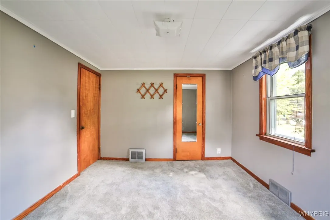 1261 Parkview Drive, North Tonawanda, New York 141, North Tonawanda, New York 14120, 3 Bedrooms Bedrooms, 6 Rooms Rooms,1 BathroomBathrooms,Residential,For Sale,1261 Parkview Drive, North Tonawanda, New York 141,B1632860