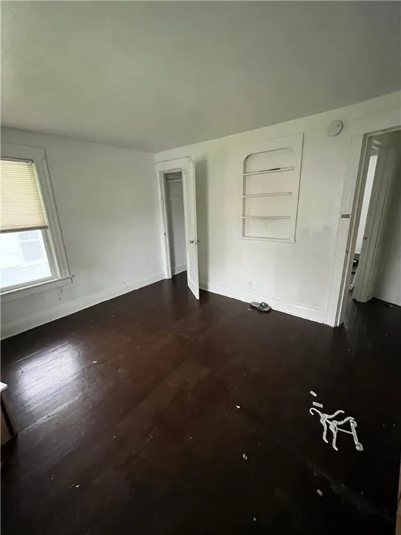 87 Sunset Street, Rochester, New York 14606, Rochester, New York 14606, 3 Bedrooms Bedrooms, 5 Rooms Rooms,1 BathroomBathrooms,Residential,For Sale,87 Sunset Street, Rochester, New York 14606,0,R1633194