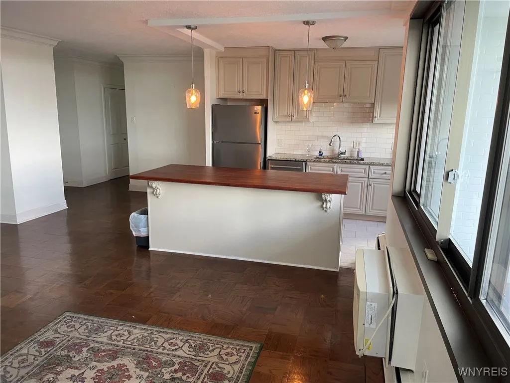 151 Buffalo Avenue 802, Niagara Falls, New York 14, Niagara Falls, New York 14303, 2 Bedrooms Bedrooms, 4 Rooms Rooms,2 BathroomsBathrooms,Residential Lease,For Rent,151 Buffalo Avenue 802, Niagara Falls, New York 14,B1633568