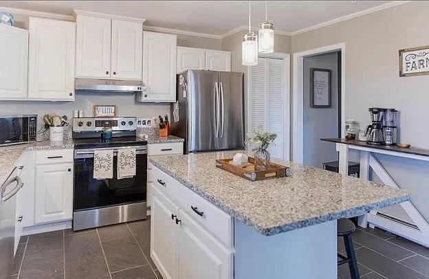 40 Orchard Drive, Big Flats, New York 14814, Big Flats, New York 14814, 4 Bedrooms Bedrooms, 9 Rooms Rooms,2 BathroomsBathrooms,Residential,For Sale,40 Orchard Drive, Big Flats, New York 14814,0,R1633297