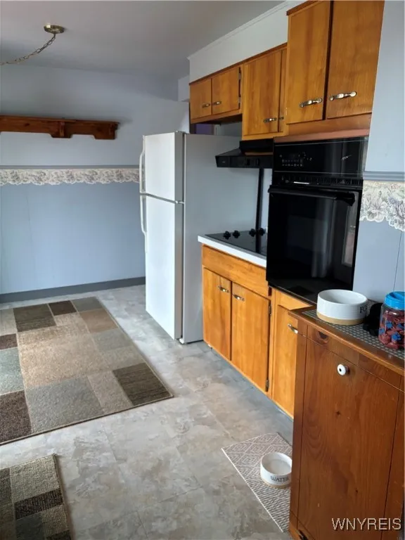 212 Santin Drive, Cheektowaga, New York 14225, Cheektowaga, New York 14225, 4 Bedrooms Bedrooms, 10 Rooms Rooms,1 BathroomBathrooms,Residential,For Sale,212 Santin Drive, Cheektowaga, New York 14225,0,B1633453