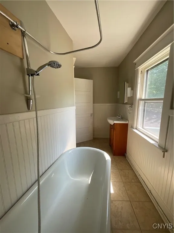 700 Nellis Avenue East, Watertown City, New York 1, Watertown City, New York 13601, 2 Bedrooms Bedrooms, 6 Rooms Rooms,1 BathroomBathrooms,Residential Lease,For Rent,700 Nellis Avenue East, Watertown City, New York 1,0,S1632896