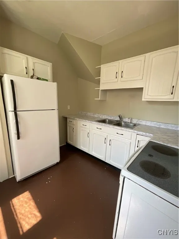 700 Nellis Avenue East, Watertown City, New York 1, Watertown City, New York 13601, 2 Bedrooms Bedrooms, 6 Rooms Rooms,1 BathroomBathrooms,Residential Lease,For Rent,700 Nellis Avenue East, Watertown City, New York 1,0,S1632896