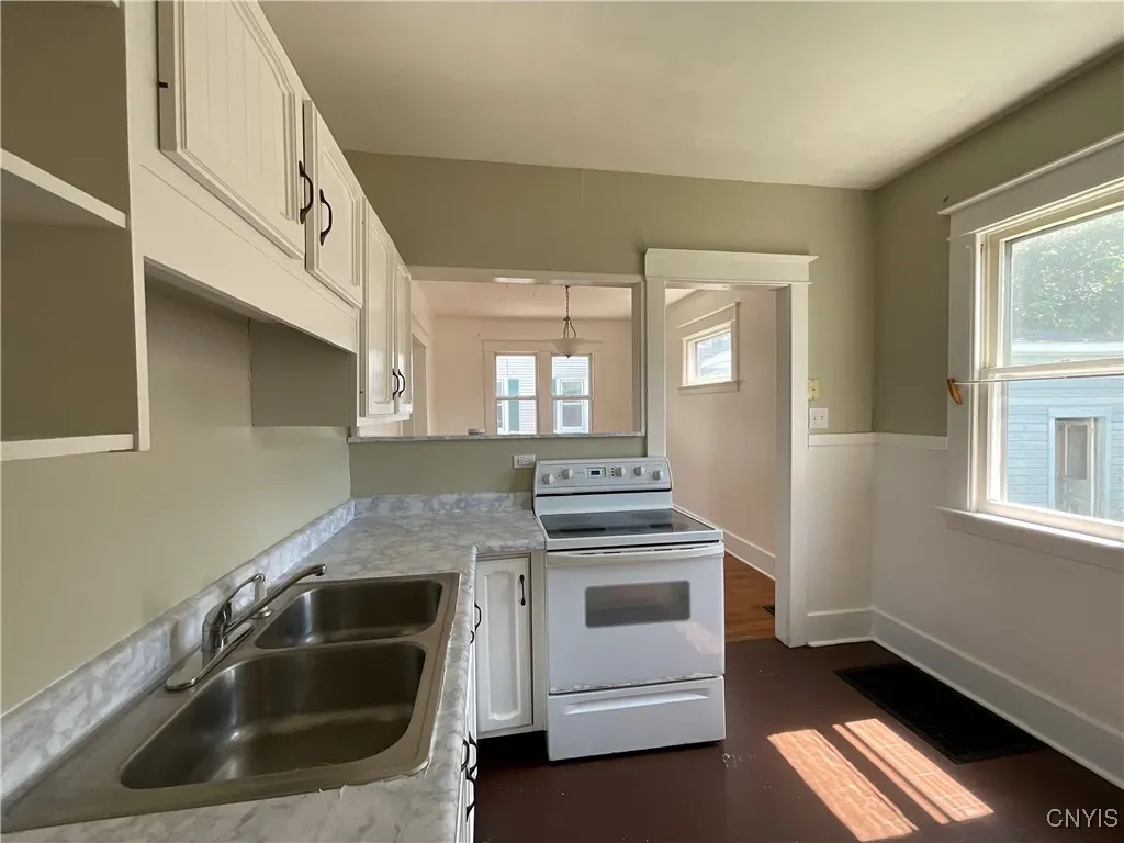 700 Nellis Avenue East, Watertown City, New York 1, Watertown City, New York 13601, 2 Bedrooms Bedrooms, 6 Rooms Rooms,1 BathroomBathrooms,Residential Lease,For Rent,700 Nellis Avenue East, Watertown City, New York 1,0,S1632896
