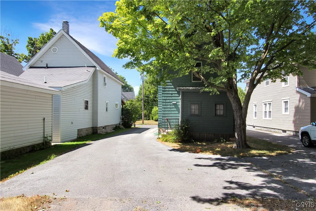 660 Cooper Street, Watertown City, New York 13601, Watertown City, New York 13601, 4 Bedrooms Bedrooms, 9 Rooms Rooms,1 BathroomBathrooms,Residential,For Sale,660 Cooper Street, Watertown City, New York 13601,0,S1633582