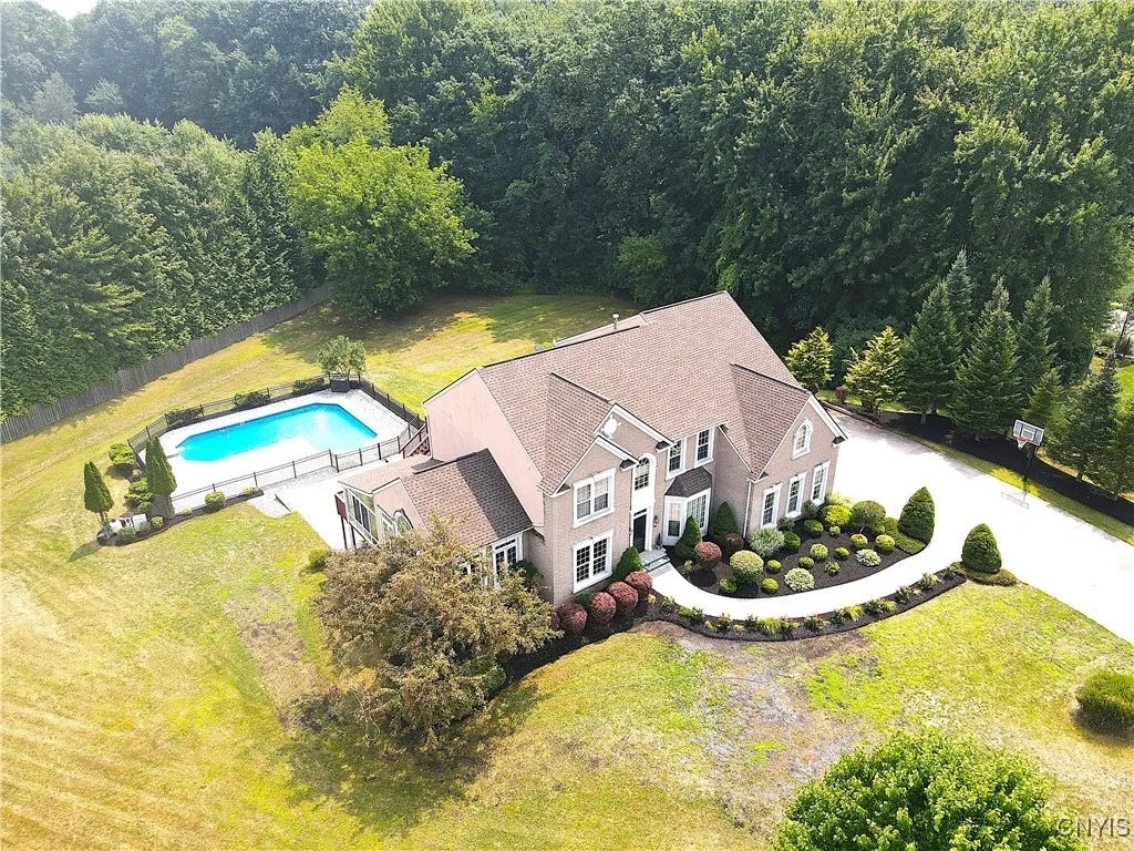 7638 Haylage Circle, Lysander, New York 13027, Lysander, New York 13027, 5 Bedrooms Bedrooms, 18 Rooms Rooms,4 BathroomsBathrooms,Residential,For Sale,7638 Haylage Circle, Lysander, New York 13027,0,S1633546