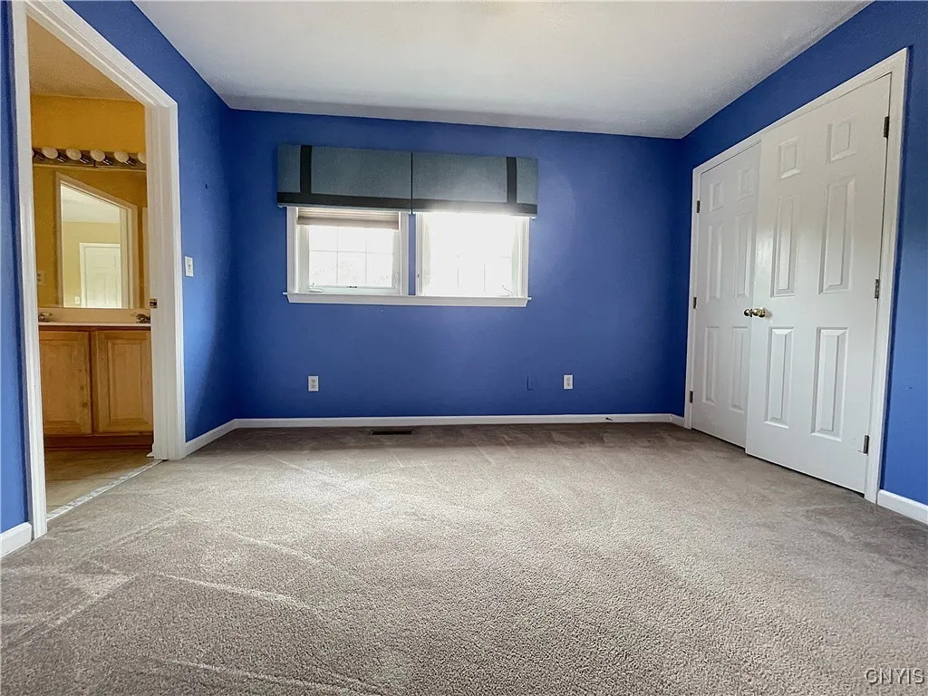 7638 Haylage Circle, Lysander, New York 13027, Lysander, New York 13027, 5 Bedrooms Bedrooms, 18 Rooms Rooms,4 BathroomsBathrooms,Residential,For Sale,7638 Haylage Circle, Lysander, New York 13027,0,S1633546