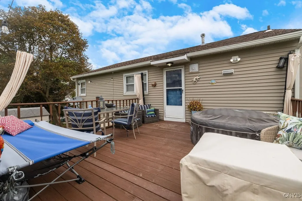 The deck is ready for your next party! Halloween party? BBQ? We can talk about the hot tub...