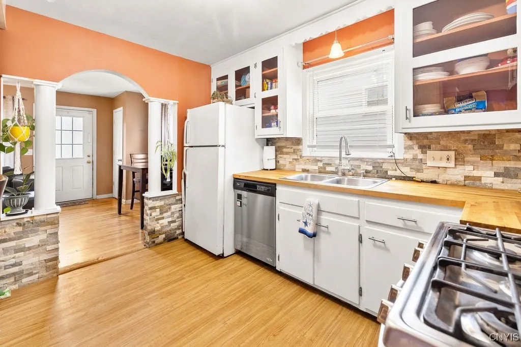 So much cute storage! All kitchen appliances included.