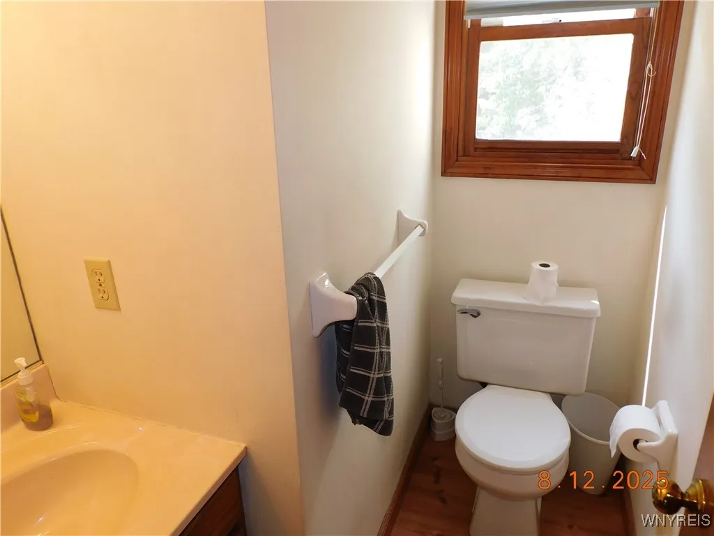 4174 Victorian Drive, Hamburg, New York 14075, Hamburg, New York 14075, 3 Bedrooms Bedrooms, 5 Rooms Rooms,1 BathroomBathrooms,Residential,For Sale,4174 Victorian Drive, Hamburg, New York 14075,B1633585