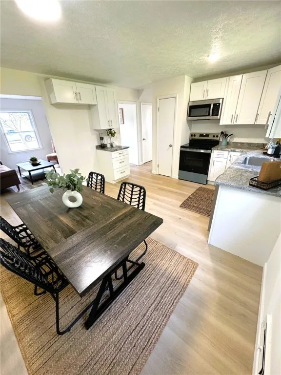 590 Northland Avenue, Rochester, New York 14609, Rochester, New York 14609, 3 Bedrooms Bedrooms, 5 Rooms Rooms,1 BathroomBathrooms,Residential,For Sale,590 Northland Avenue, Rochester, New York 14609,0,R1633484